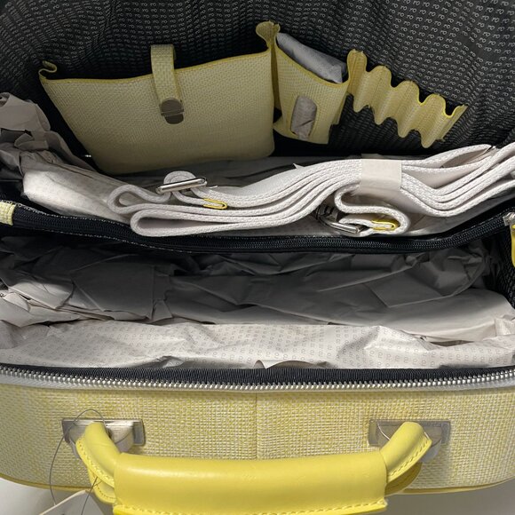 ro New York Designer Small Suitcase Leather Jade Yellow New - Picture 6 of 7